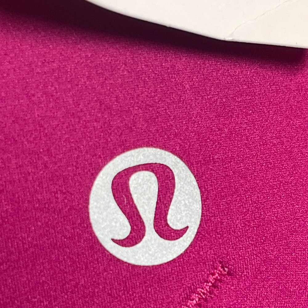 Lululemon Athletica Bra - Deep Pink Sise 38 DD - Picture 6 of 6